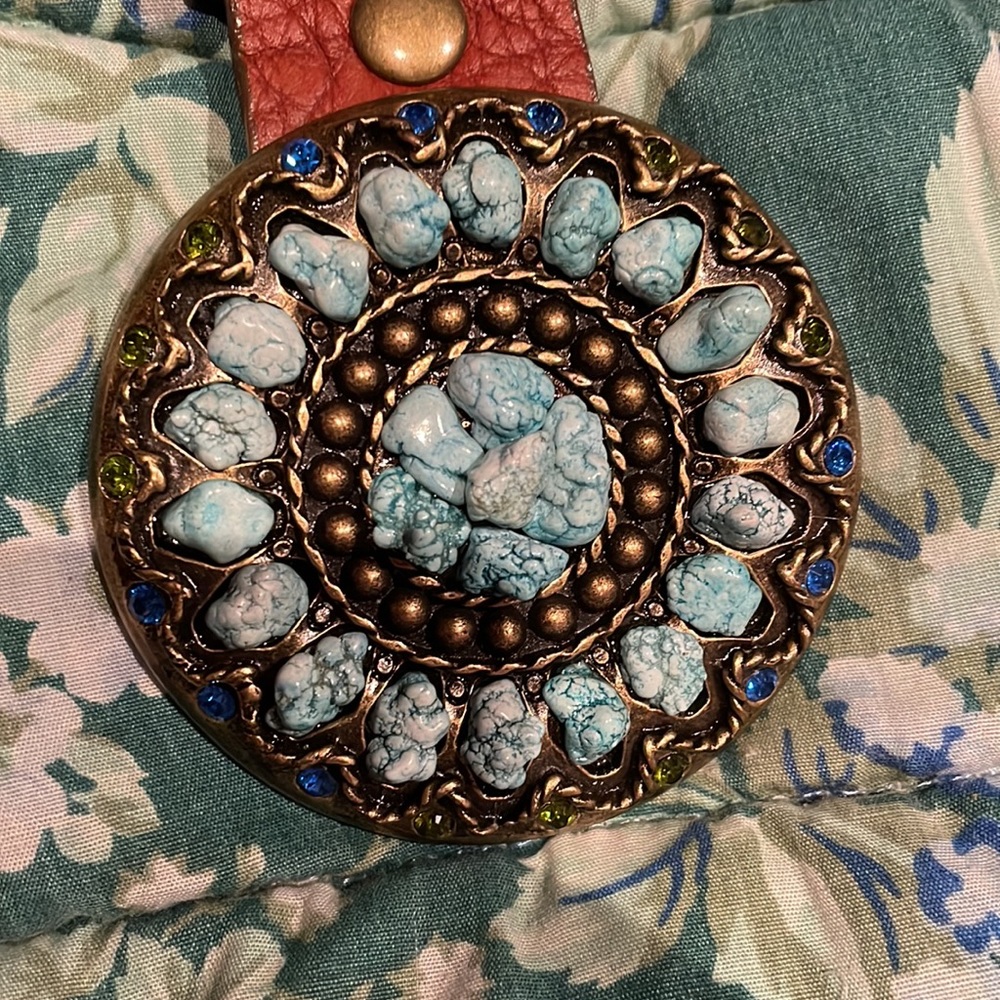 Leather Rock belt….gorgeous - Picture 2 of 5